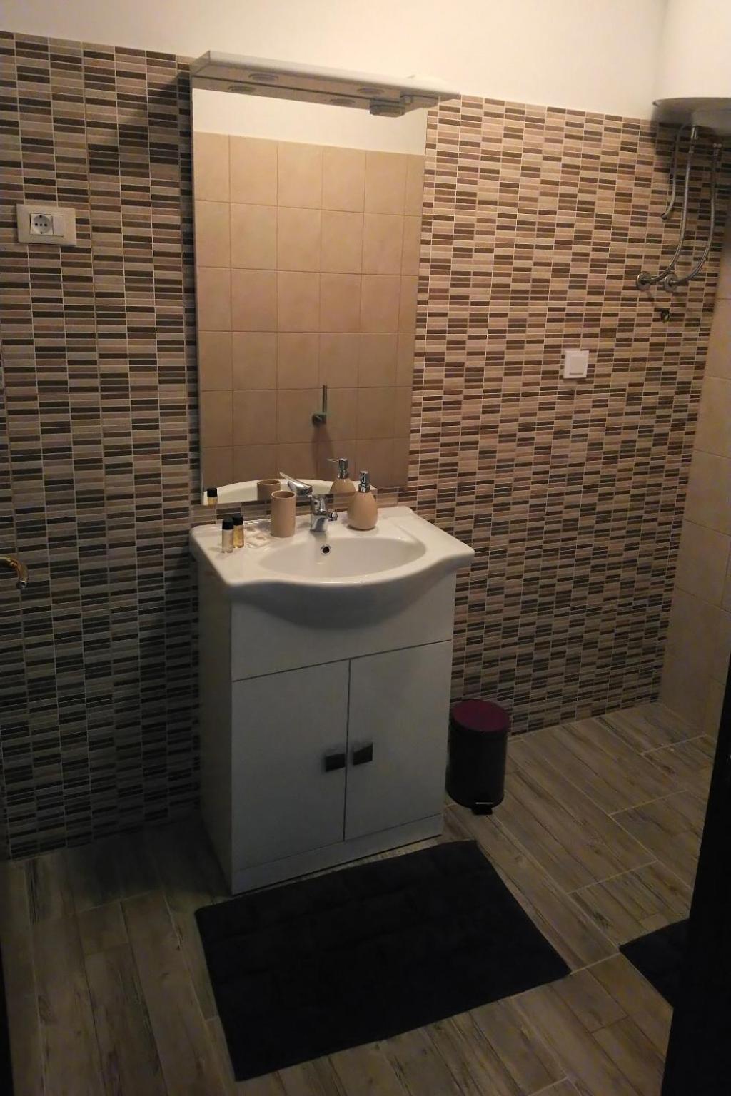 Family Friendly With A Swimming Pool Pomer, Medulin - 17681 Apartmán *
